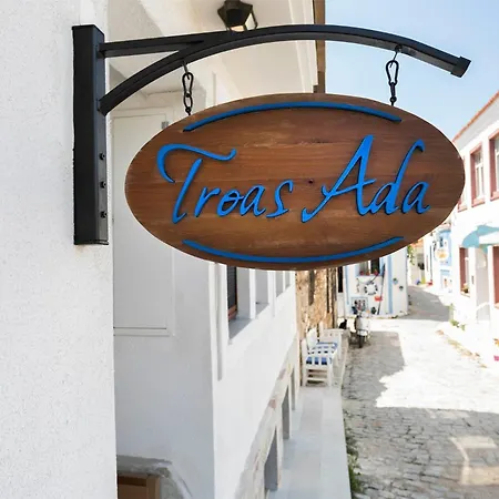 Hotel Troas Ada *